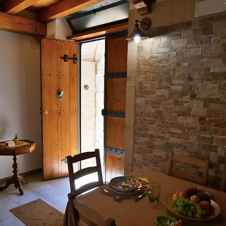 Casa Santoro - Locazione Turistica Дом отдыха Fiumedinisi